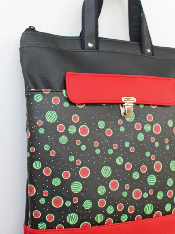 Bolsos y mochilas. In-Diana